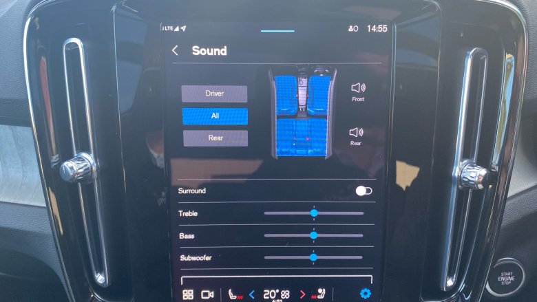 Volvo XC40 2.0 B4P Ultra Dark 5dr Auto Petrol Estate